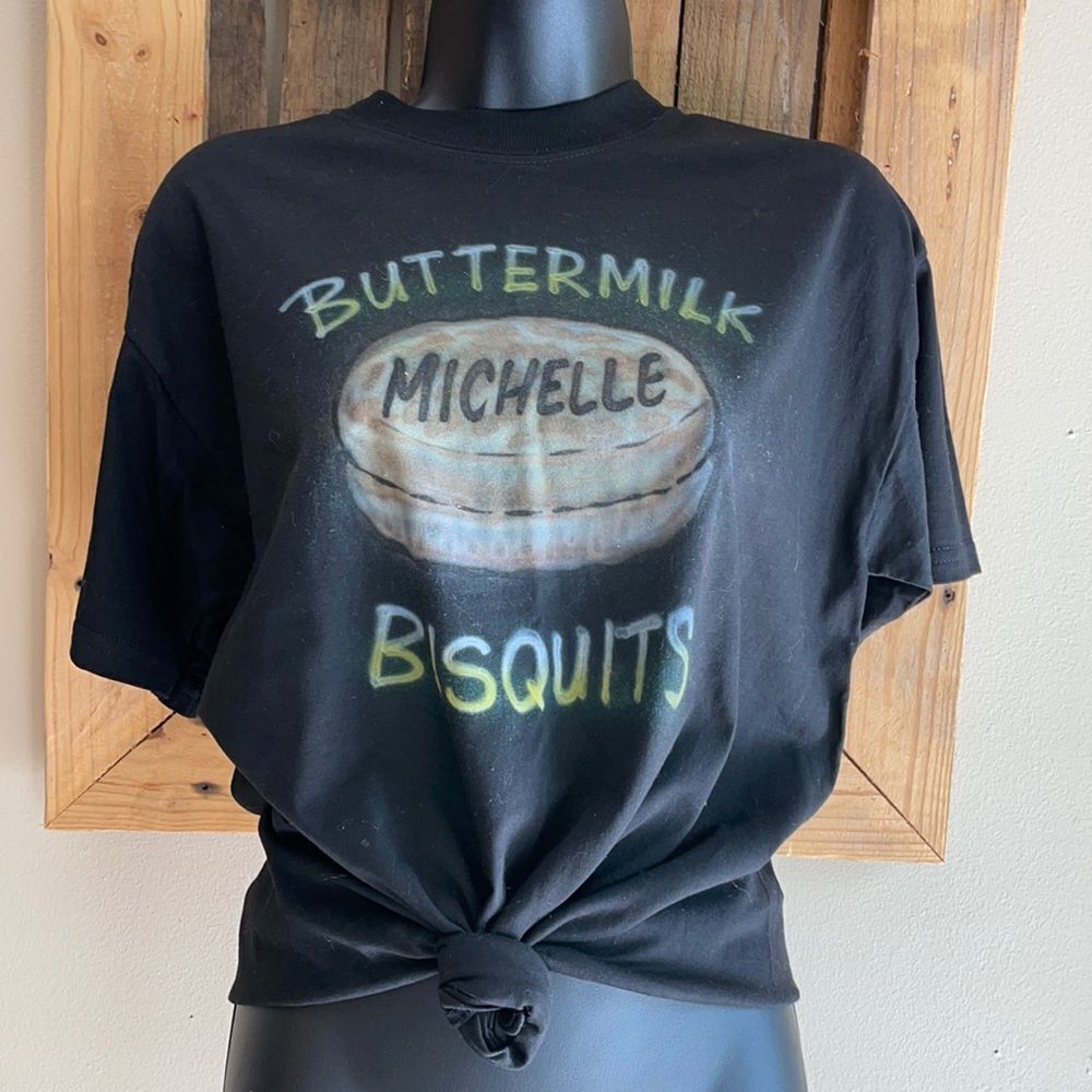 M&O Knits Funny Michelle Bisquit Black T-shirt Airbrushed Size Medium